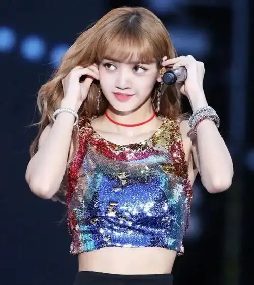 语言 绝对是语言交际小能手 作为yg成立20多年来第一个出道的外国歌手