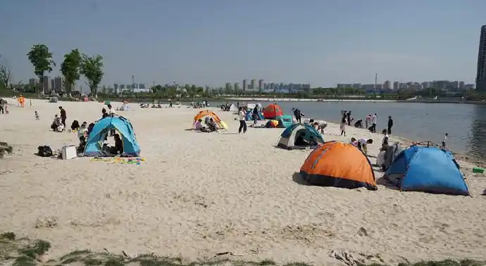 咸阳沣河森林公园沙滩