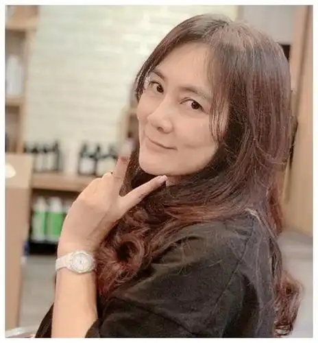 《新白娘子传奇》里的采因,她已经51岁了,如今长这样