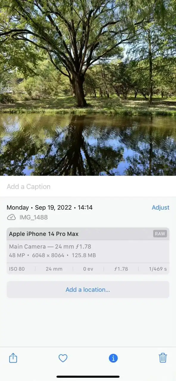 嗯,iphone 14 pro,一张raw照片超过100mb了.1tb的存储变得有用起来.