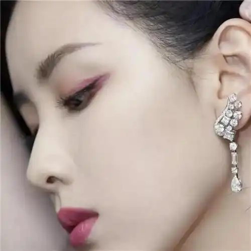 红唇真人照片女人头像_女生头像_头像屋