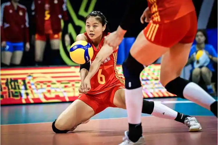 头号王牌拼到受伤 蔡斌带队创新耻辱被喊下课_中国女排_比赛_姑娘