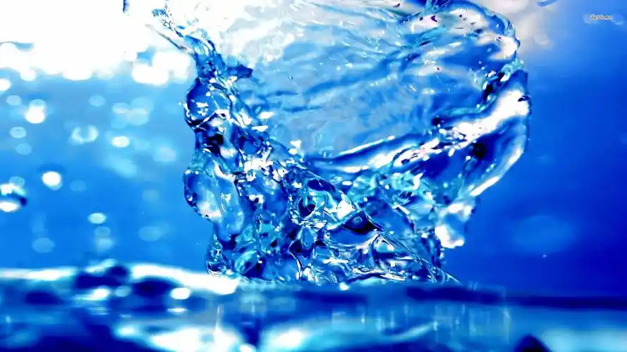 blue water splash