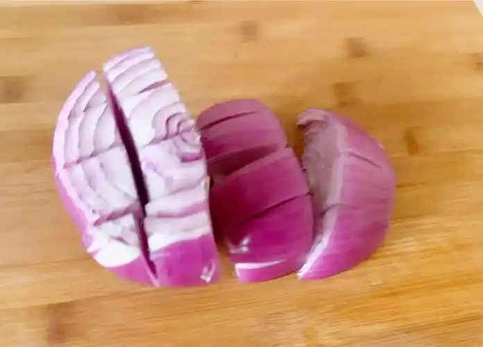 如何切洋葱片图解 洋葱怎么切法