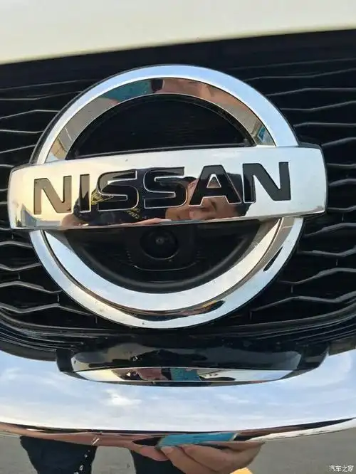 【图】车标是松动的!_奇骏论坛_汽车之家论坛