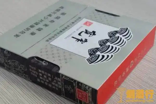 100元一包的宽窄香烟图片