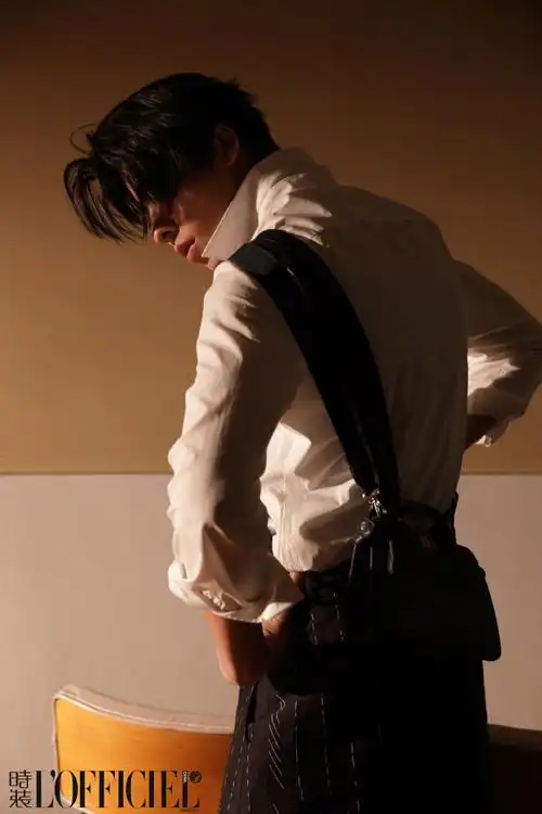 许光汉时装四月封面