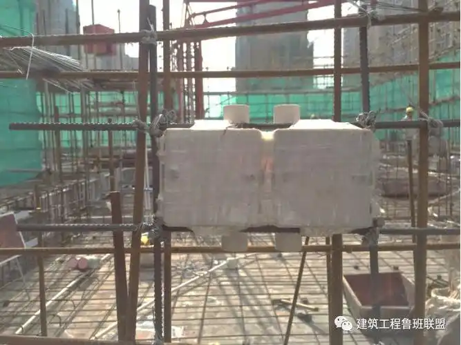 铝模和钢支撑木模体系下,机电安装如何精细化施工?