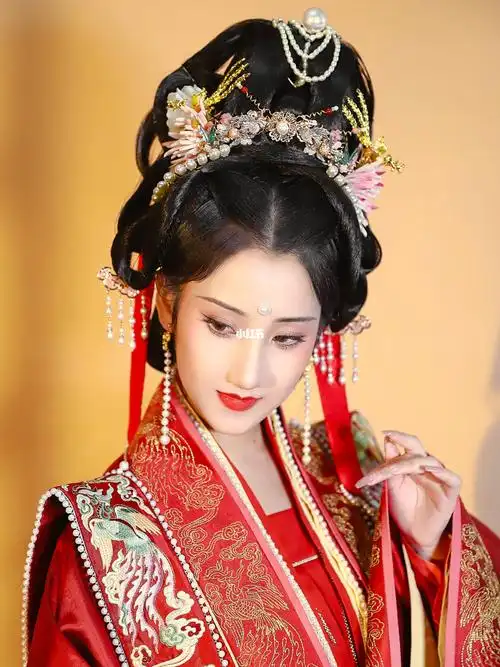 明制汉服新娘妆造