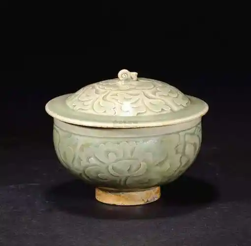 雕刻的青瓷耀州窑