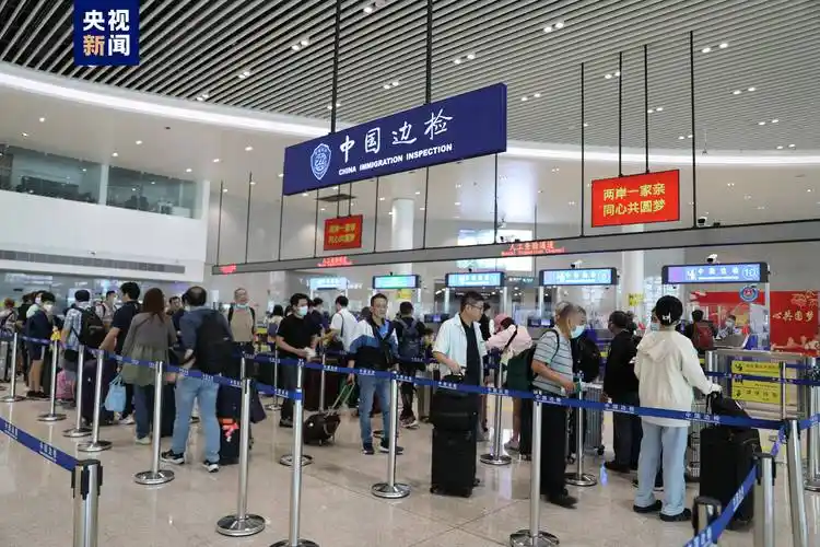 端午假期两岸"小三通"航线出入境客流量预计超7700人次_口岸_高峰