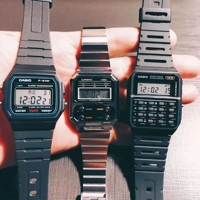 casio f-91w    路过表店买了支卡西欧f-91w 210hkd