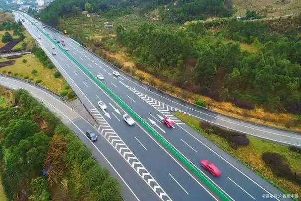 桂林—柳州高速公路
