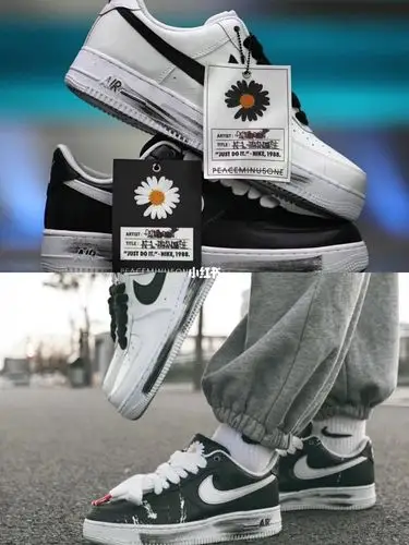 0刮刮乐潮鞋男女同款_权志龙_鞋子_潮鞋_小雏菊_耐克怎么样_百搭_bb霜