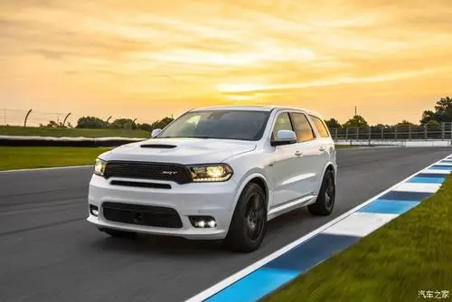 2021款道奇杜兰戈srt地狱猫,堪称最强suv?