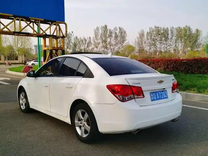 【临沂】2013年7月 雪佛兰 科鲁兹 2013款 1.8l sx at 手自一体