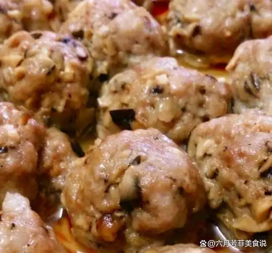 家常快手菜谱:香菇肉丸,鲜嫩q弹,营养美味!