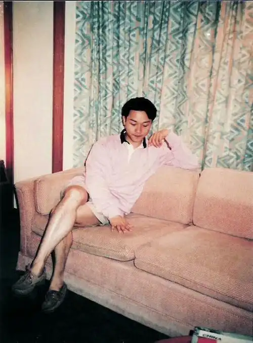 张国荣有没有什么很丑(好吧或者说是比较丑)的照片? - 知乎