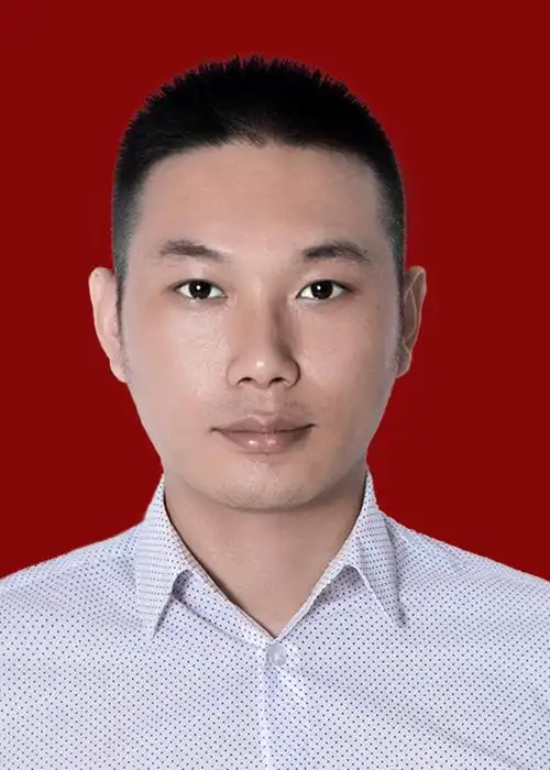 大一寸照片地尺寸是33mm×48mm,也就是宽为33厘米,高为48厘米生活中