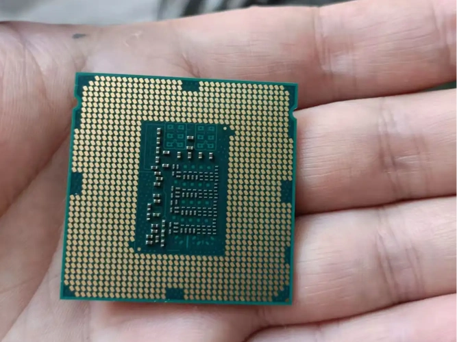 属于i5-4570的升级版,是2014年新推出的cpu,相比上一代i5-4570更值得