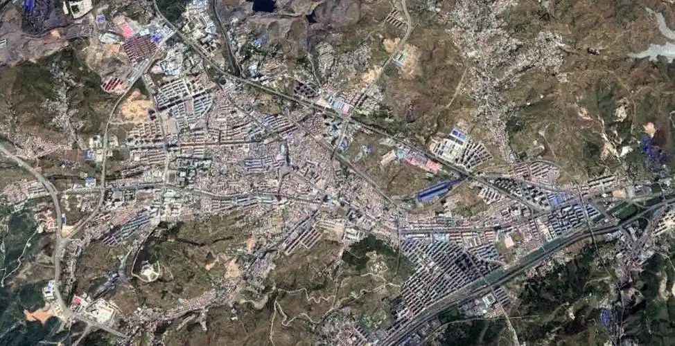 山西阳泉市的"母县",县城紧邻市区,拥有娘子关景点