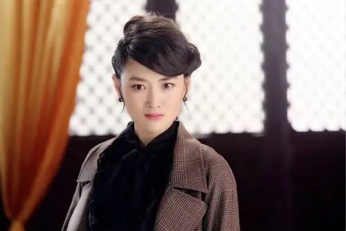 陈洁《夺宝传奇》陈洁饰演邵雨萍网易娱乐10月8日报道由李森,金霖执导