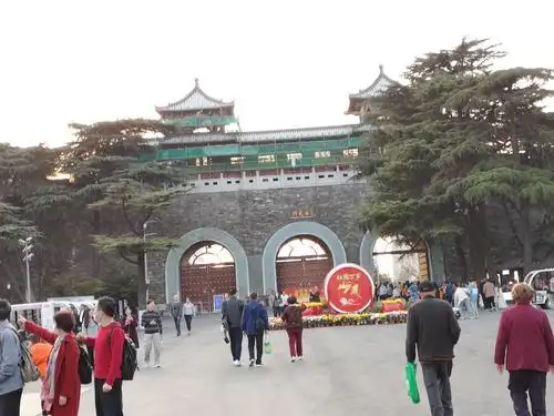 游古都南京一玄武湖