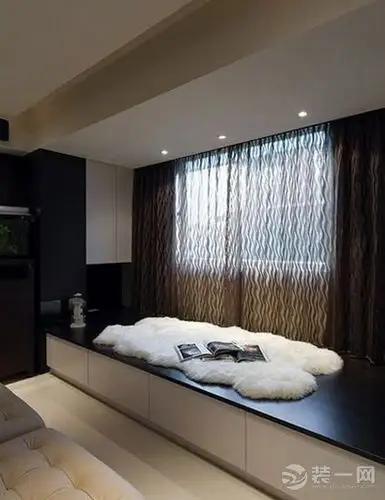 飘窗 榻榻米绝搭装修方案 2015装修效果图