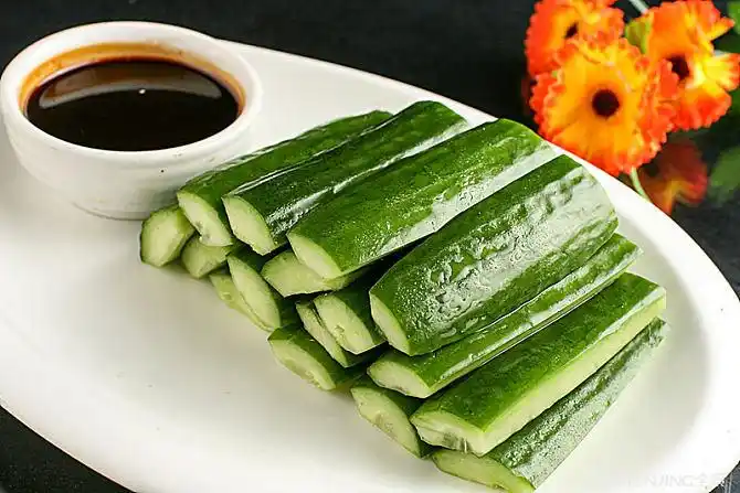 蘸酱黄瓜