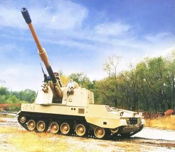 图文:plz-45是中国第二代自行榴弹炮