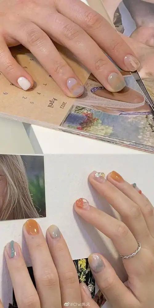 的韩国浅色系美甲灵感9799做个晶莹剔透又浪漫特别的指甲迎接春天