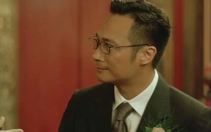 无间道2倪永孝8分钟搞定四个大佬稳住龙头地位靓坤吴镇宇精彩表演