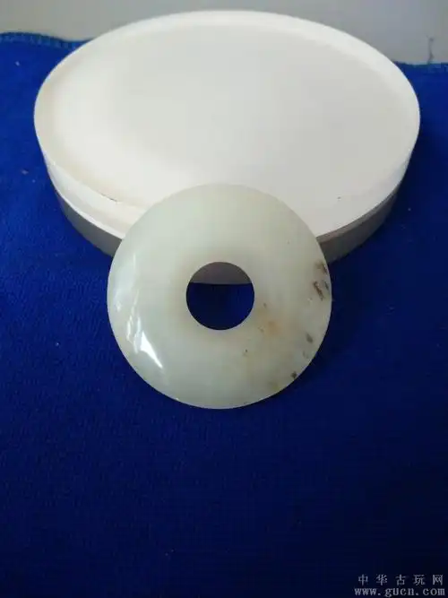 出土战汉古玉老和田羊脂玉平安扣挂件