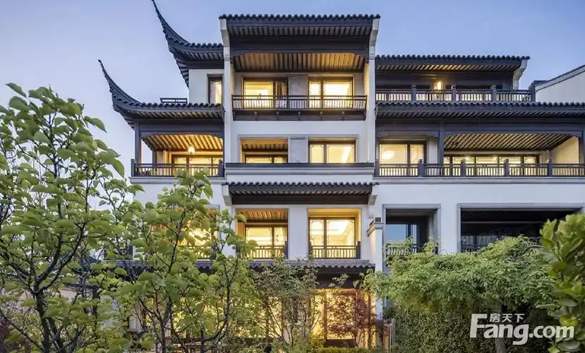 绿城桃李春风精装洋房户型好小衣环境好