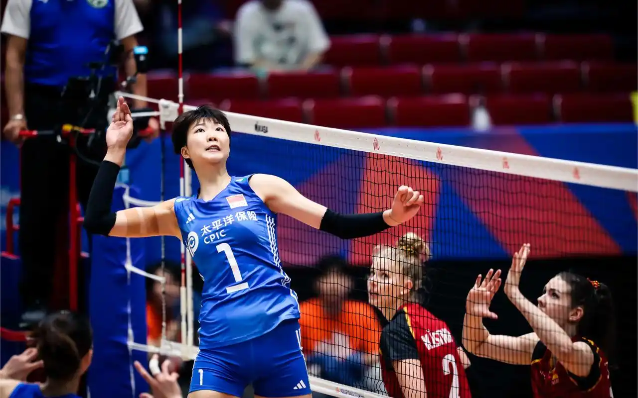 袁心玥,王媛媛扣杀亮点,2023vnl中国女排对阵德国女排