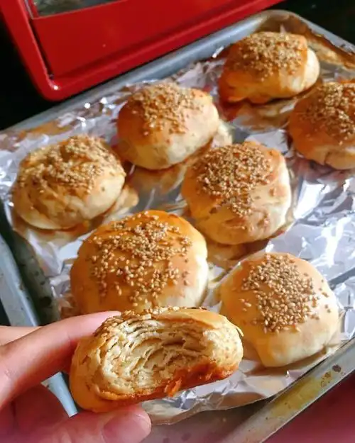 小焕杭杭做的烤箱版麻酱烧饼