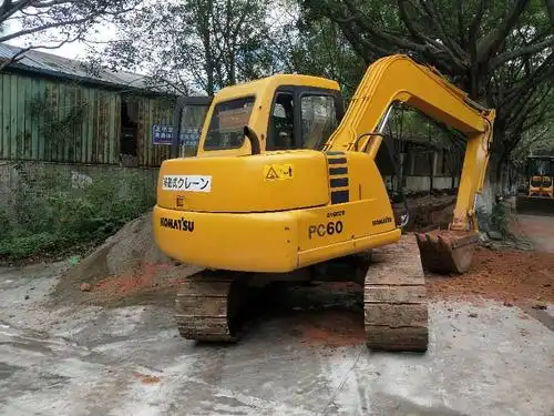 小松pc60-7挖掘机