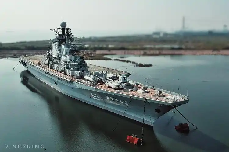 苏联航母明斯克号.在我心里是a评级啦