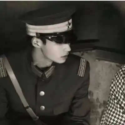 民国复古军阀情侣头像图片无水印