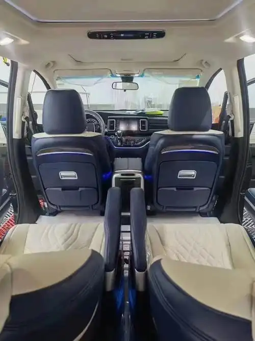 本田奥德赛改装航空座椅及内饰案例