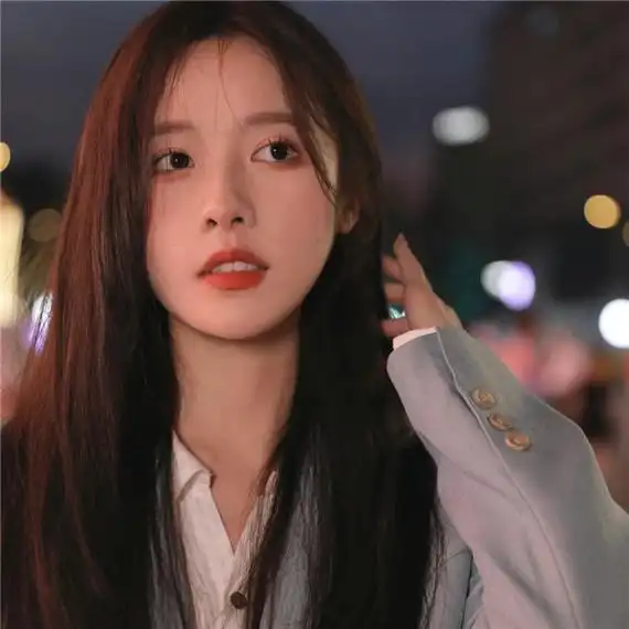 长发清纯小姐姐头像图片_女生头像_头像屋