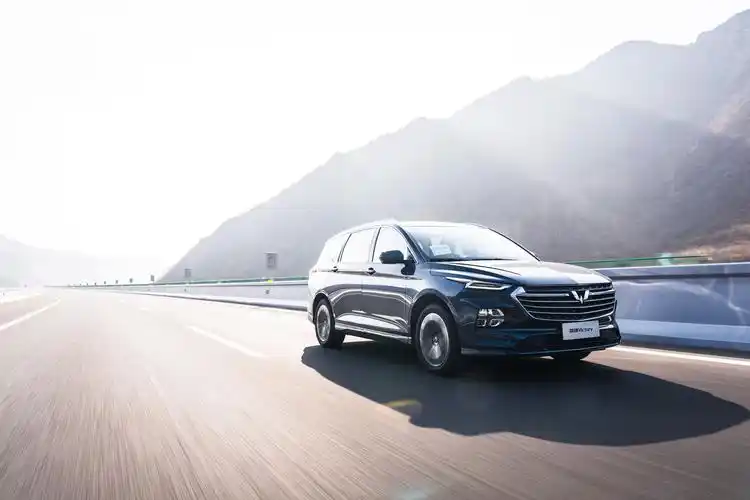 银翼下的温存—五菱凯捷自驾海坨山谷