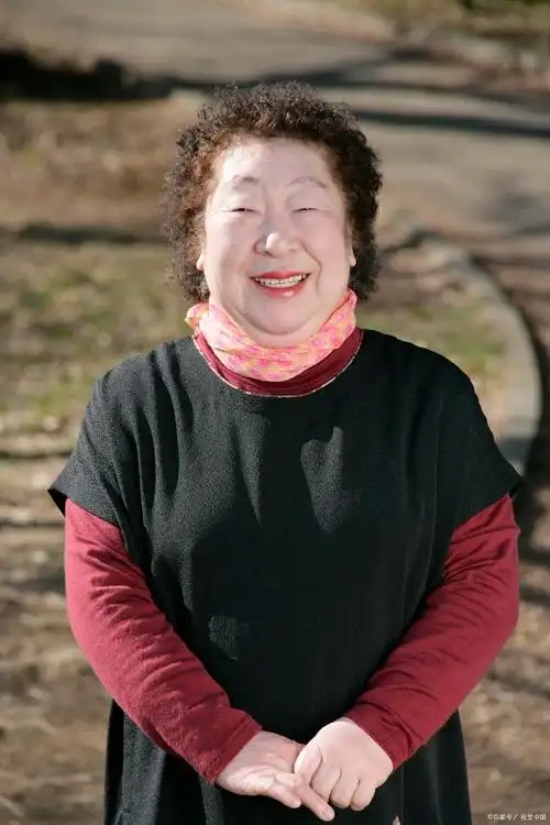 大妈谈退休生活:想找个老伴不要房子不要钱,但需要满足3个条件