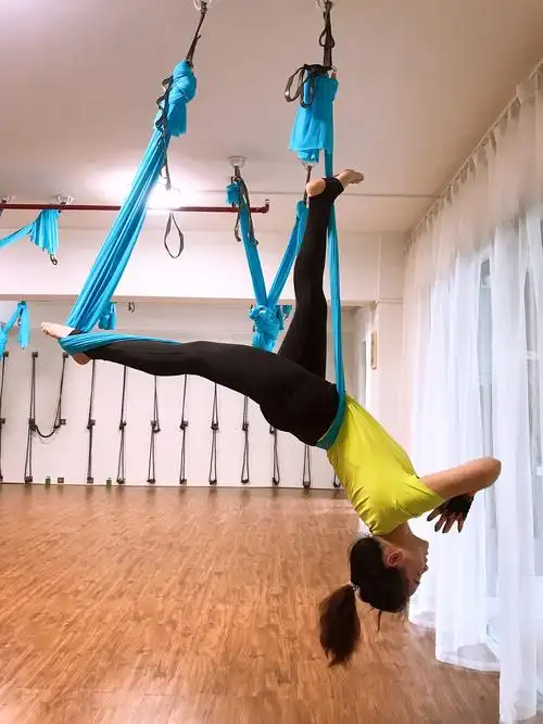 飞天瑜伽,近距离感受她的美「慧美瑜伽」