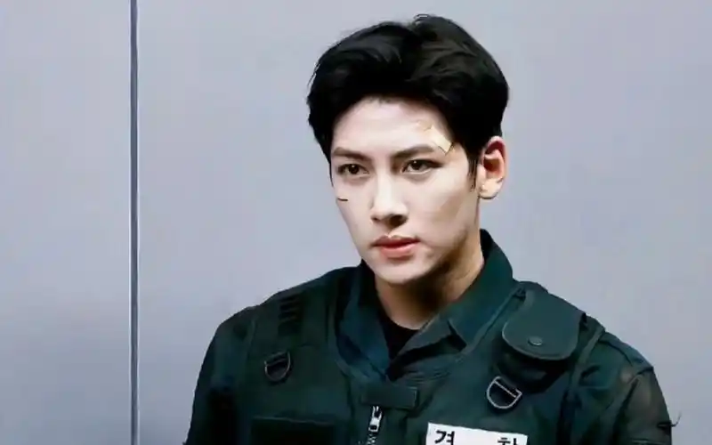 the k2池昌旭|这哥的打戏有一万分帅!