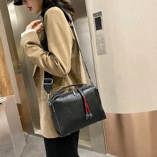 真皮女包2021新款韩版时尚牛皮波士顿手提包简约通勤单肩斜挎包潮