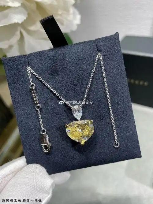 「格拉芙 新品更新」  爱心心形白金项链!