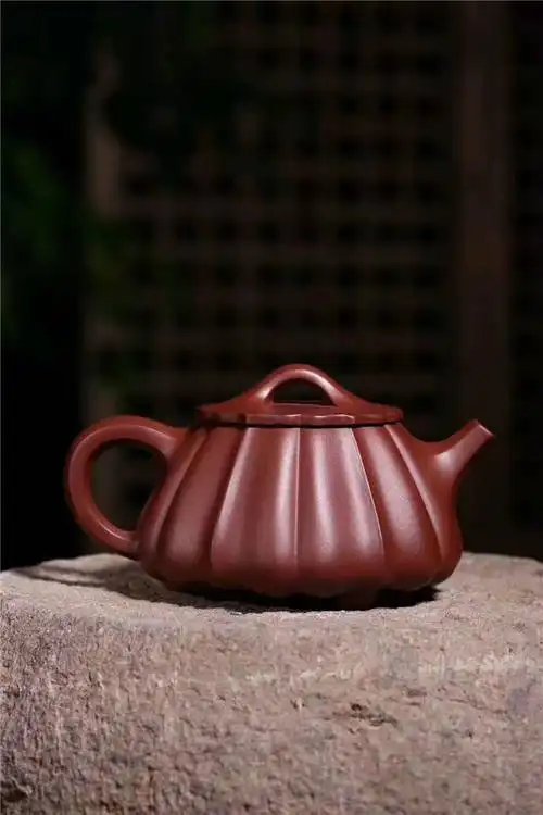013朱建平筋纹石瓢深井紫泥紫砂壶
