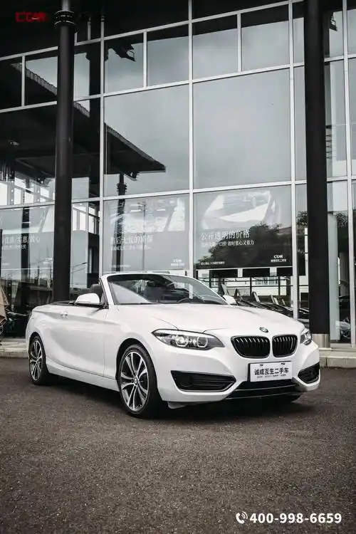 8万公里上牌时间:2020-11宝马2系 225i 敞篷轿跑车 运动设计套装