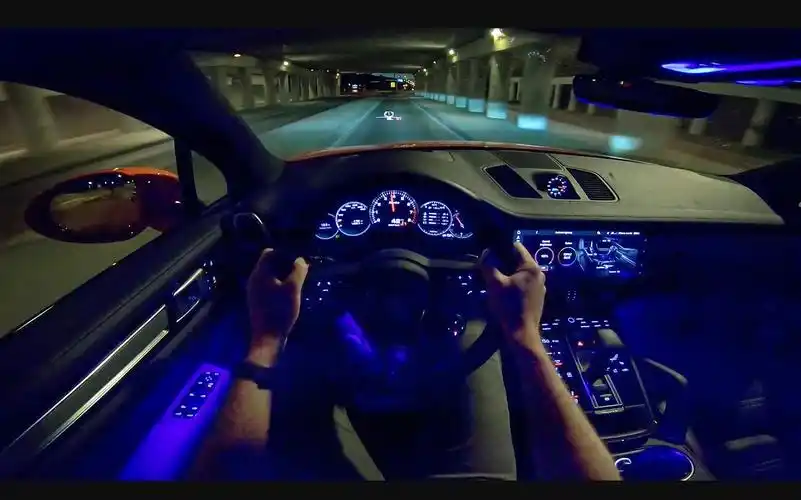第一视角2020保时捷cayenne卡宴coupeturbo夜间行驶byautotopnl